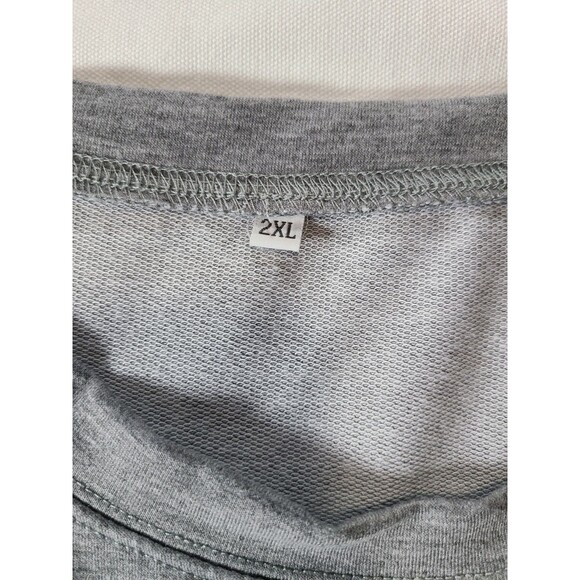 Dog Mom Rainbow Paw Print Sweatshirt 2XL Gray Cozy Graphic Pullover Top - Picture 5 of 6